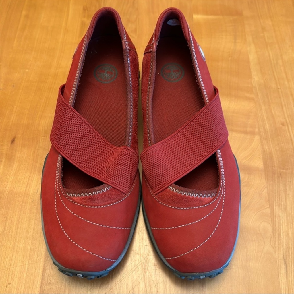 Timberland Red Flats With Elastic Strap And Rubber Sole